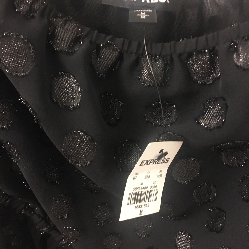 Express Off Should Blouse - Picture 3 of 3